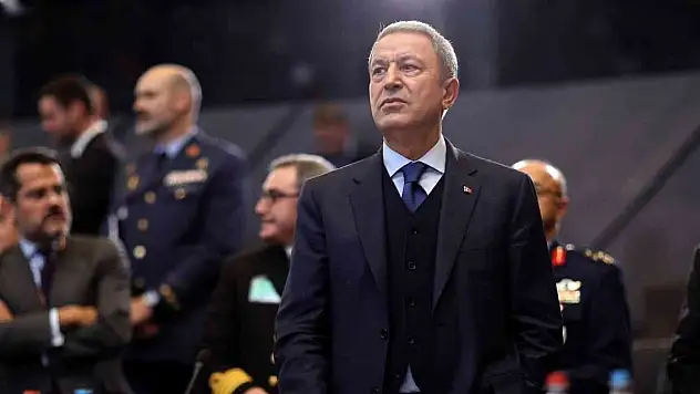 Bakan Akar: 'İsveç'i tedbir almaya davet ediyoruz'