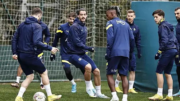 Fenerbahçe'de, Gaziantep FK maçı hazırlıkları tamamladı