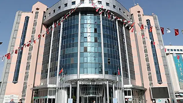 İzmit Belediyesi'nden kiralık ticari işletmeler