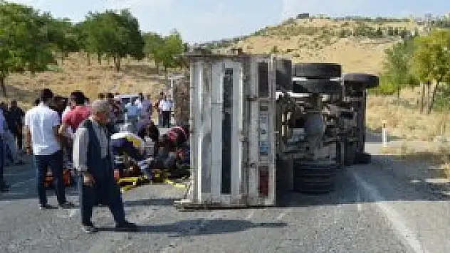 Adıyaman'da trafik kazası: 1 ölü, 4 yaralı