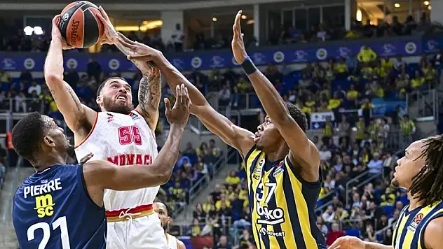 Fenerbahçe Beko, AS Monaco'yu uzatmalarda geçti! 98-94