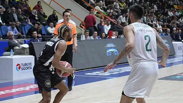 Ayos Konyaspor, evinde Beşiktaş'a kaybetti