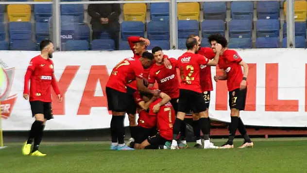 Gençlerbirliği, ligde 17 maç sonra 3 puana 5 golle ulaştı