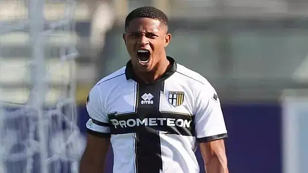 Fenerbahçe, Jayden Oosterwolde transferinde sona yaklaştı