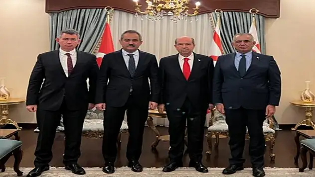 Bakan Özer, KKTC Cumhurbaşkanı Tatar ile görüştü