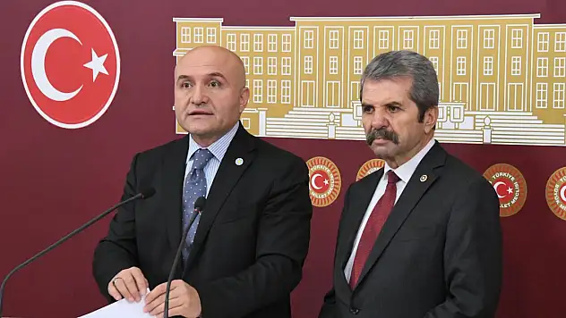 CHP ve İYİ Parti şaşırtmadı! Başörtüsü düzenlemesine destek vermeyecekler