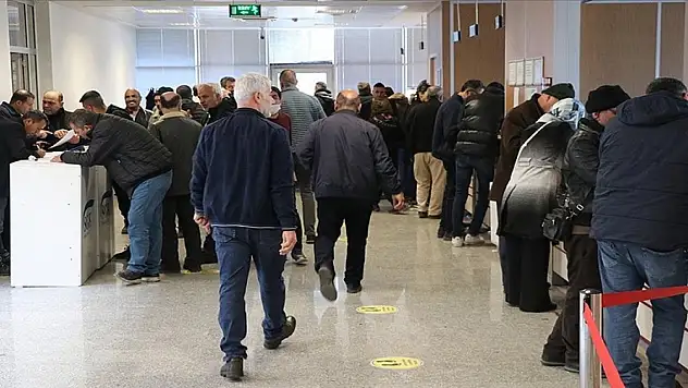 EYT düzenlemesi Meclis'te imzaya açıldı