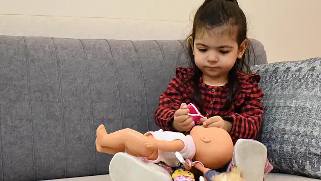 Aç bırakılıyor, 2 kilo daha alırsa tedavi olamayacak