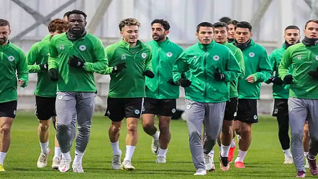 Konyaspor'da sakat ve cezalılar düşündürüyor