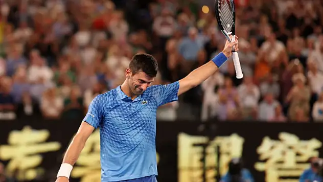 Djokovic 10. kez finalde