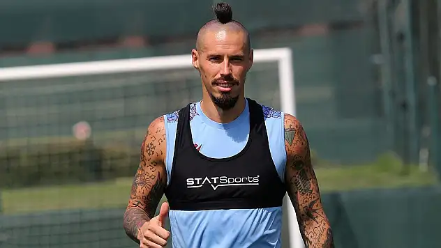 Trabzonspor'un yıldızı futbolu bıraktı!