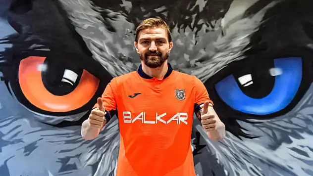 Başakşehir, Caner Erkin'i transfer etti