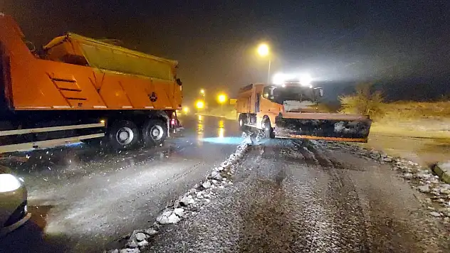 Bolu Dağı'nda kar yağışı başladı, ekipler teyakkuzda
