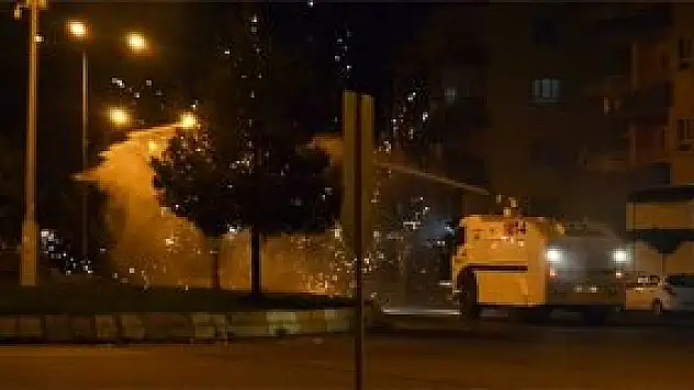 150 kişilik izinsiz gösteriye polis engeli!