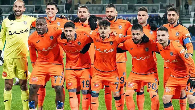 Emre Belözoğlu'ndan tek değişiklik