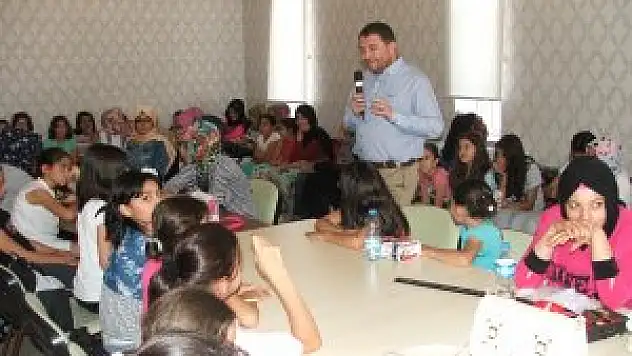 'Basın ülkesinin yanında olmalıdır'