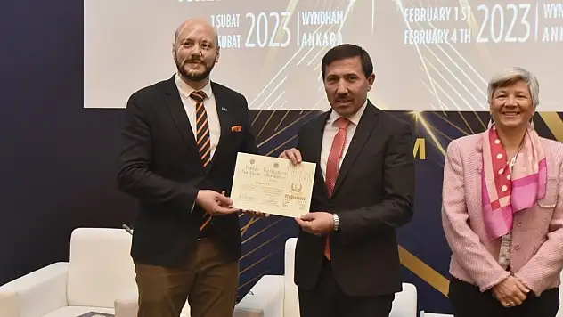Karatay Belediyesi, Türkiye'deki bin 389 belediye arasında ilk 3'e girdi