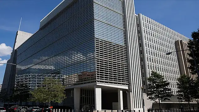 Dünya Bankası: Doğal su depolama hacmi son 50 yılda düştü