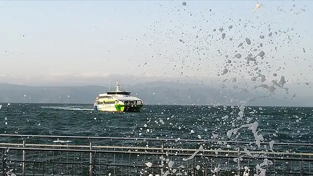 6 deniz otobüsü seferi iptal edildi