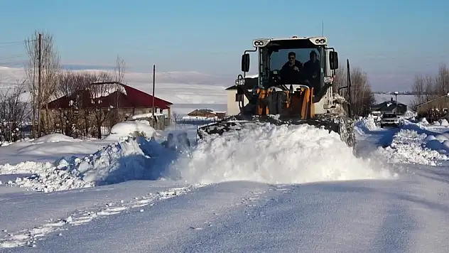 Muş'ta 107 köy yolu ulaşıma açıldı