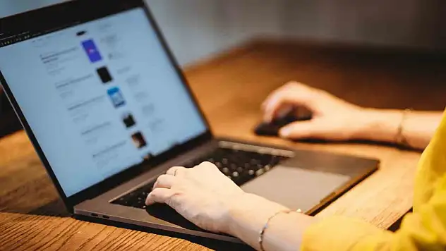 Yapay zeka tabanlı sohbet robotu ne kadar güvenilir?