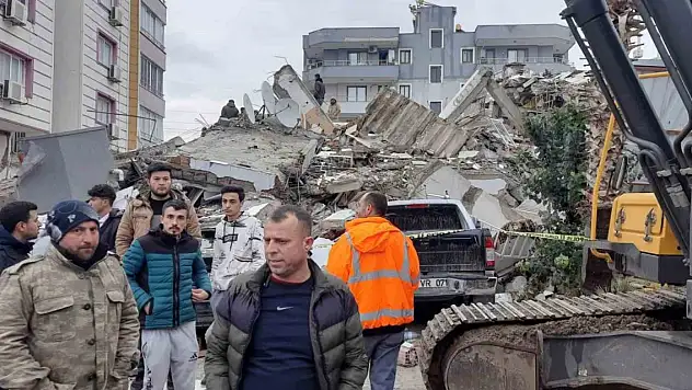 Depremin yaşandığı 10 şehre 250 milyon lira maddi yardım aktarıldı