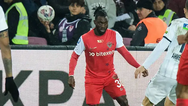 Hatayspor'da futbolcu Christian Atsu ve sportif direktör Taner Savut enkaz altında