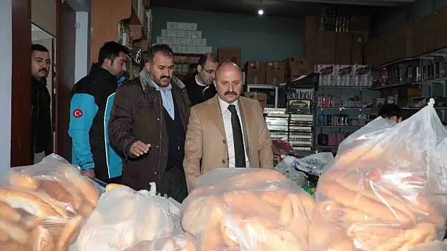 Ağrı'da deprem bölgesine yardımlar hız kesmeden devam ediyor