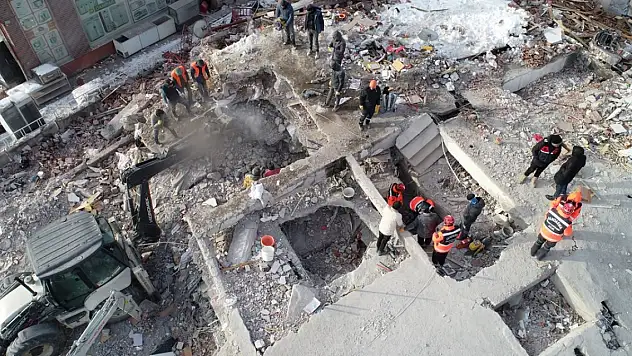 Yabancı ünlülerden Türkiye'ye destek mesajları