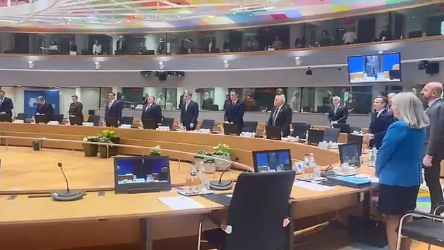 Avrupa Konseyi'nde Türkiye ve Suriye için bir dakikalık saygı duruşu