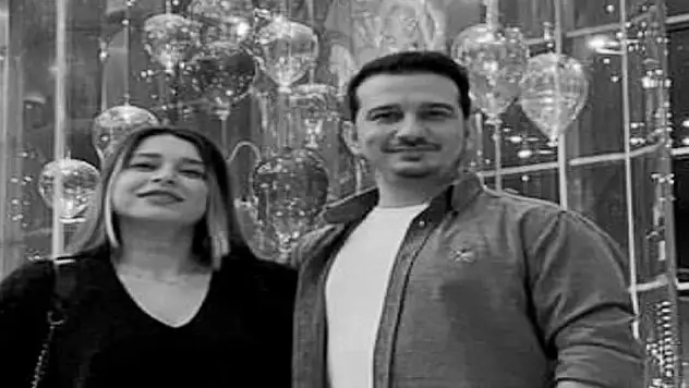 Öğretmen çift, depremde yaşamını yitirdi