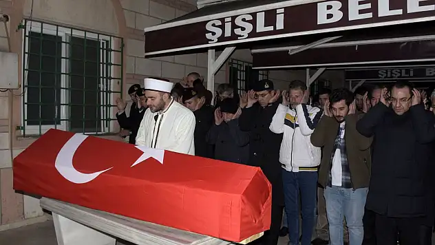 Hatay'da depremde hayatını kaybeden Uzman Çavuş toprağa verildi