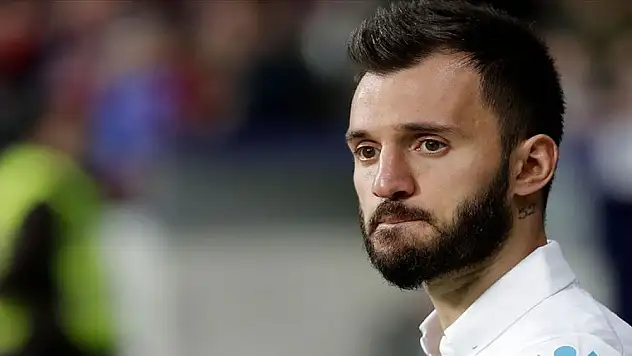 Deprem sonrası futbolu bıraktı