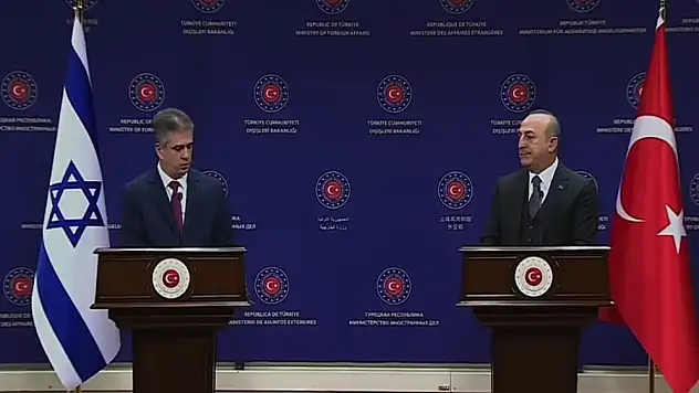 Bakan Çavuşoğlu: İsrail, Türkiye'ye ilk destek gönderen ülkelerden oldu