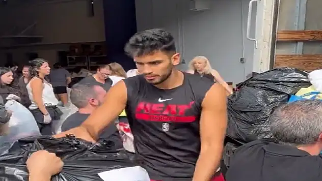 Ünlü basketbolcu yardıma koştu