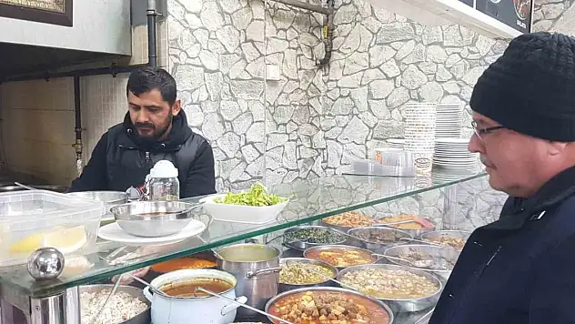 Nişan yapmaya hazırlanan çiftten deprem kararı