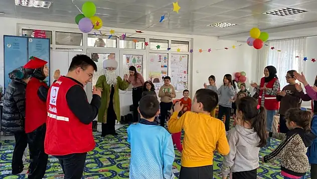 Seydişehir'de depremzede çocuklar için etkinlik düzenlendi