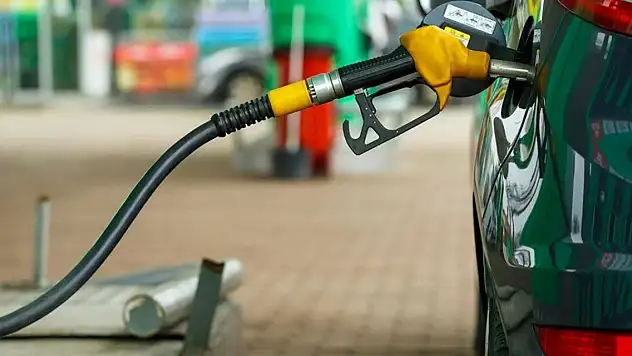 Akaryakıt fiyatlarına 2.indirim yolda! 23 Şubat güncel LPG, motorin ve benzin fiyatları