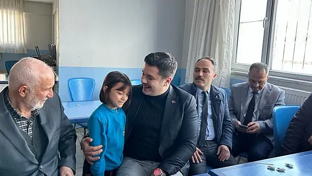 Konya Bozkır'daki depremzedelere moral ziyareti