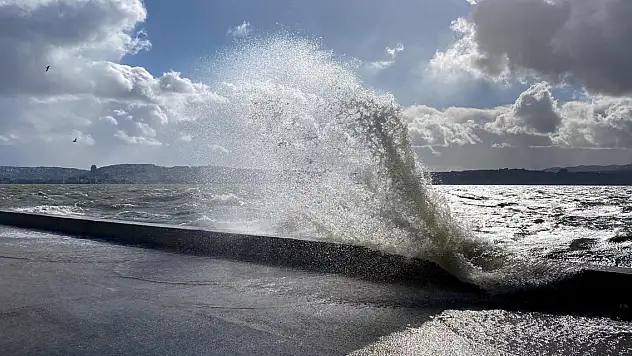 Meteorolojiden Ege Denizi için 'fırtına' uyarısı