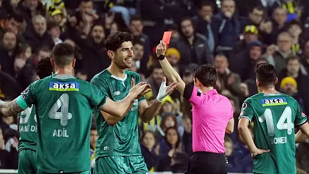 Konyaspor'un golcüsü Mame Diouf bir ilki yaşadı