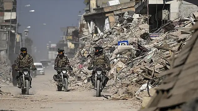 Deprem bölgelerinde görev yapan emniyet personeli sayısı