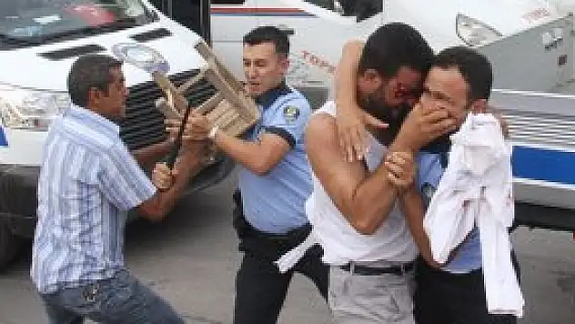 Zabıta ile seyyarın sopalı, satırlı, sandalyeli kavgası