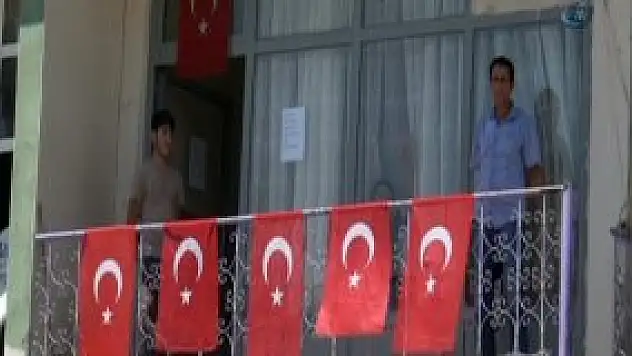 'Bayrak As' kampanyasına destek