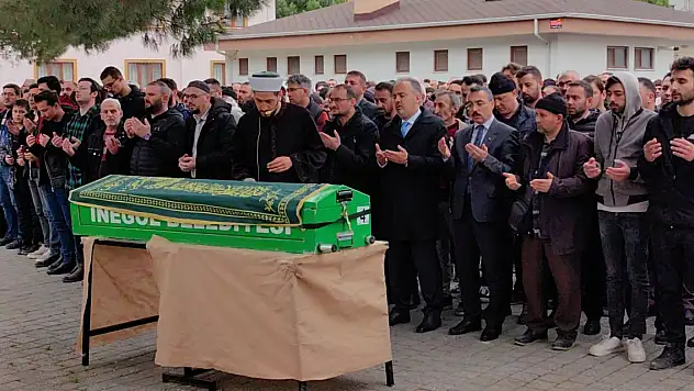 11'inci kattan düşen üniversiteli Ahmet Faruk, toprağa verildi