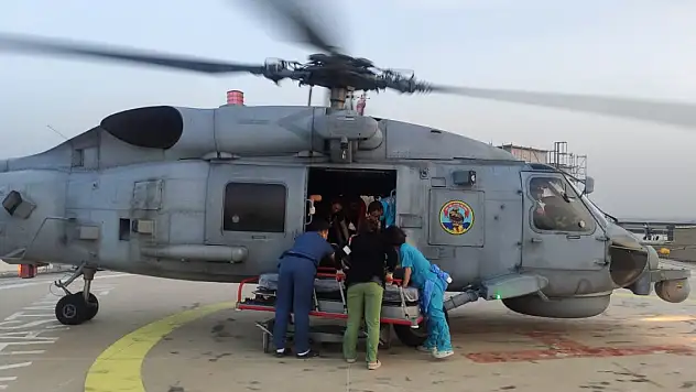 Hatay'da tedavi gören bir vatandaş askeri helikopterle Adana'ya sevk edildi