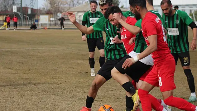 Akşehirspor ligi düşünüyor