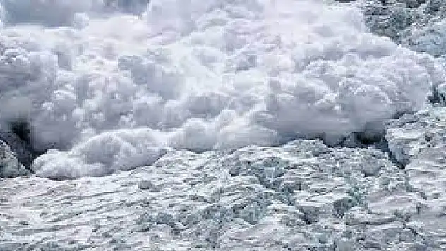 Kanada'da çığ düştü: 3 ölü