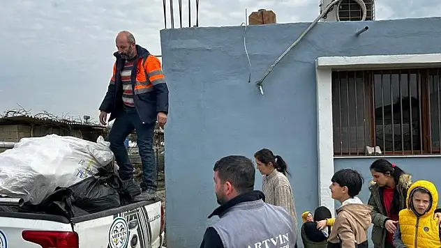 Hatay'da iş makinesi operatörünün dikkati sayesinde  158 bin lira kurtarıldı