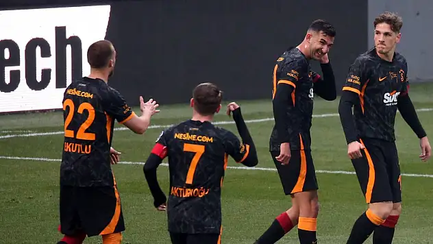 Galatasaray hazırlık maçında İstanbulspor'u mağlup etti